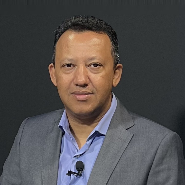 Dr. Daumiro Tanure, médico psiquiatra